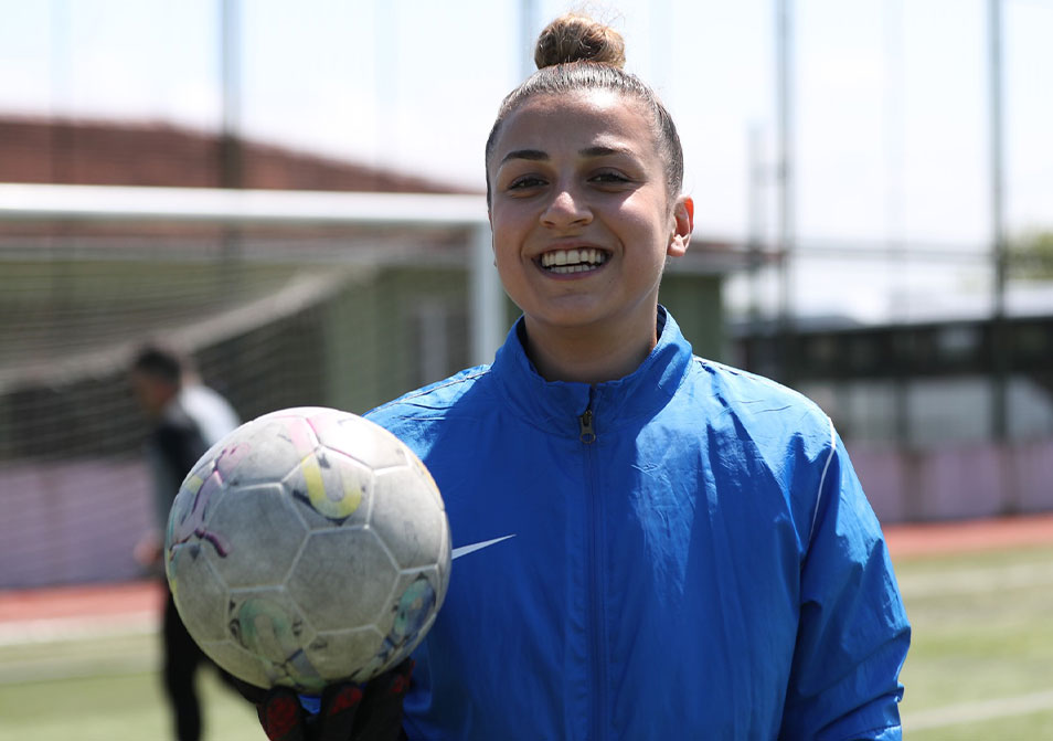Ecem Naz Küçükalioğlu — Women Gool