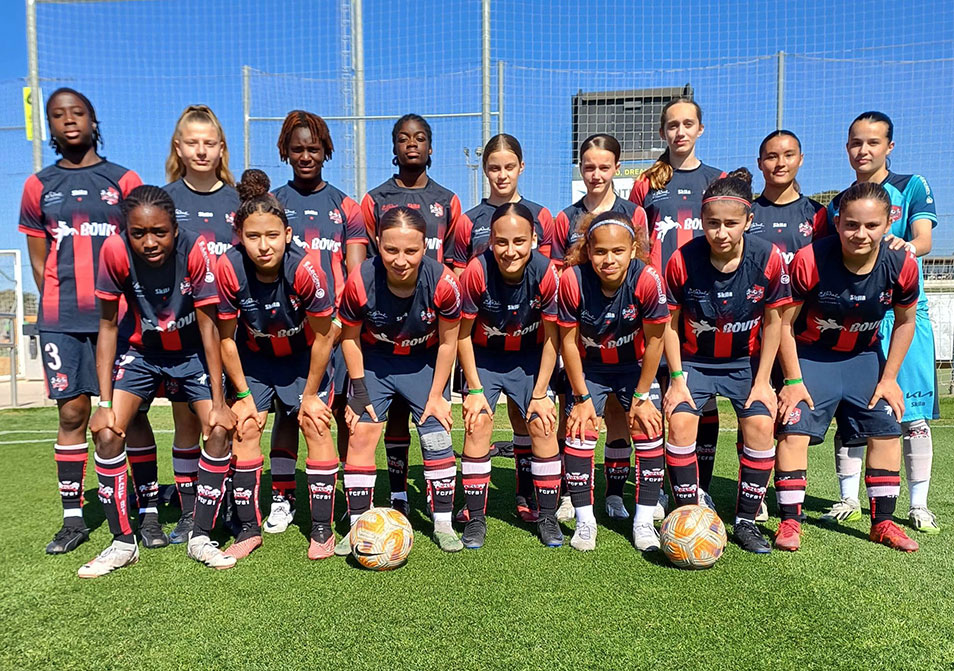 Esma Üyüklü — Women Gool