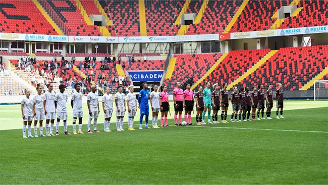 Suat Özcan — Women Gool