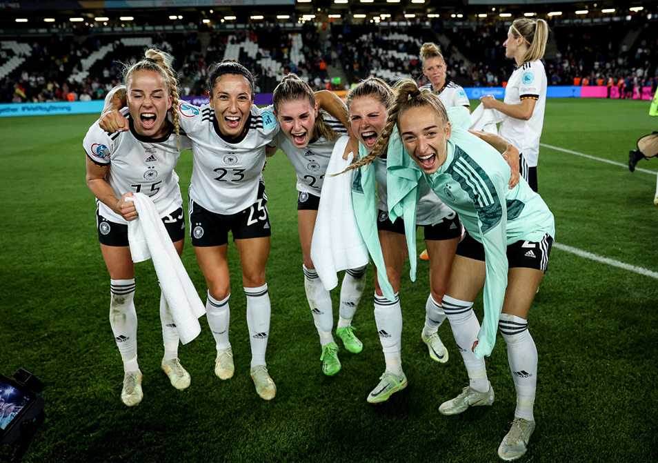 Doris Fitschen — Women Gool
